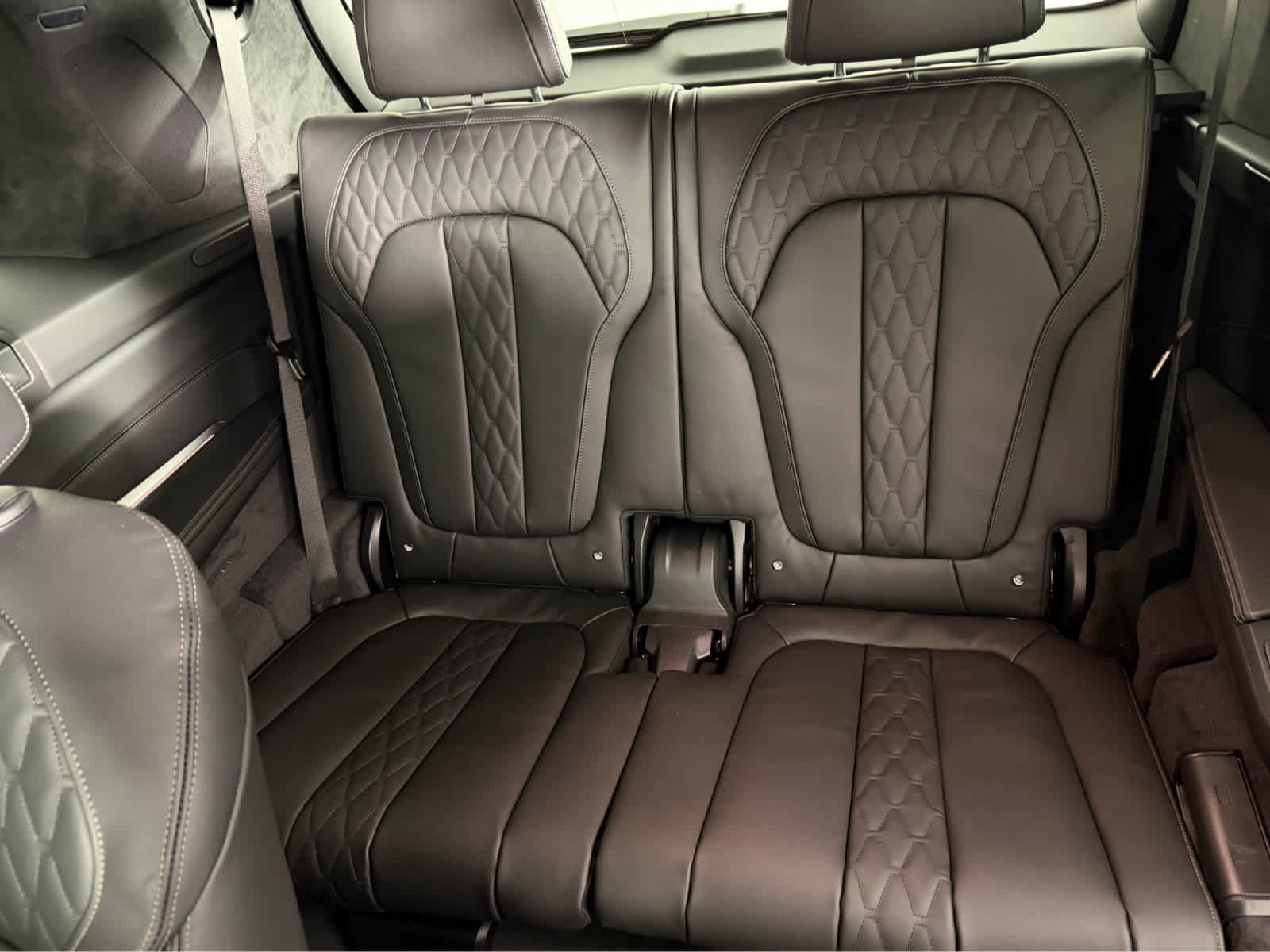 New 2026 BMW ALPINA XB7 image 19