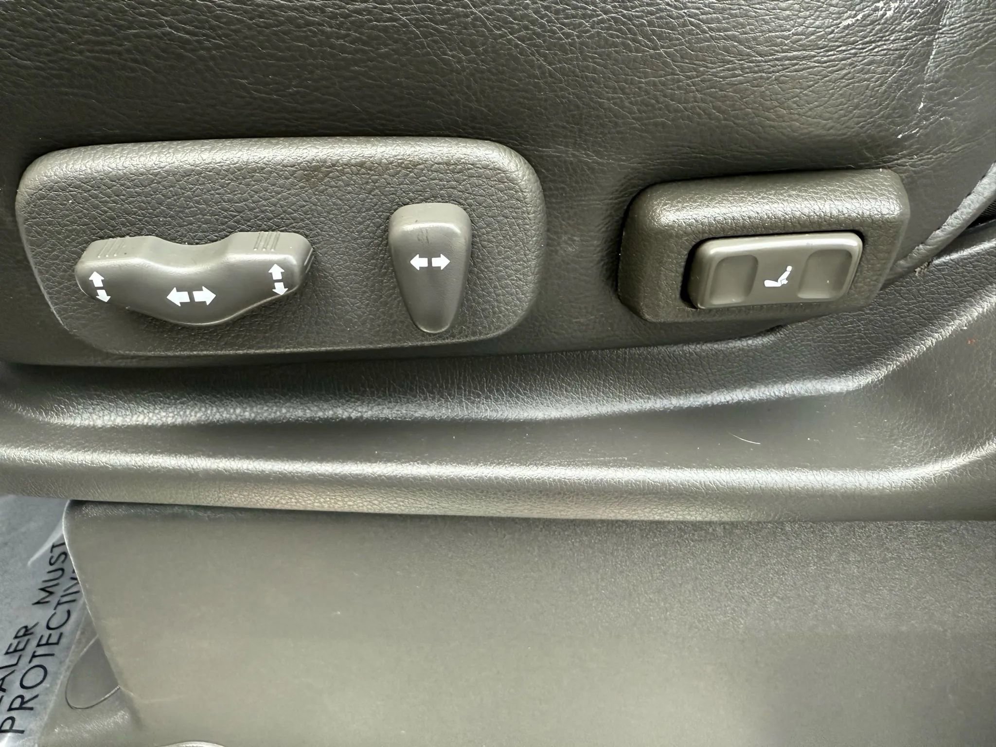 Used 2006 INFINITI QX56 4WD image 16