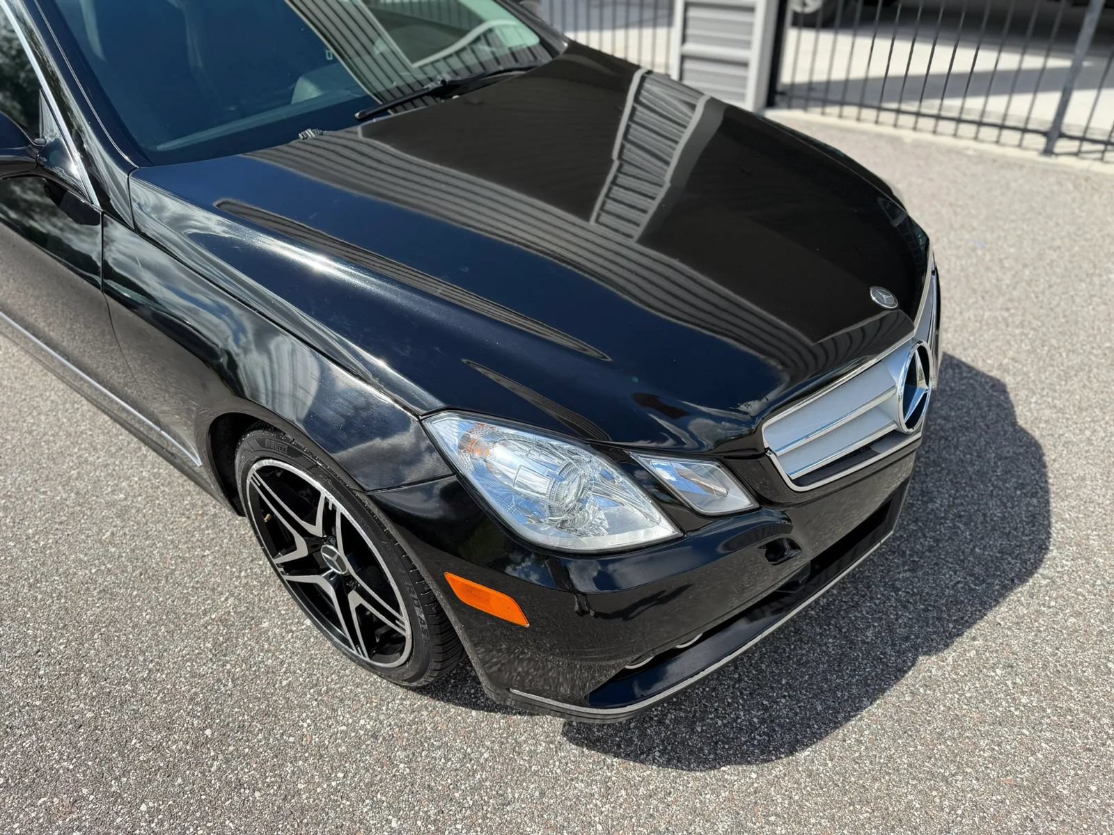Used 2010 Mercedes-Benz E 350 Coupe image 2