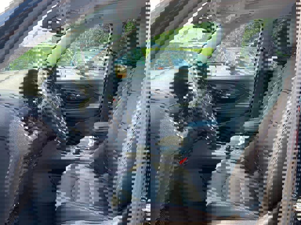 Used 2022 GMC Terrain SLT w/ Infotainment Package II image 14