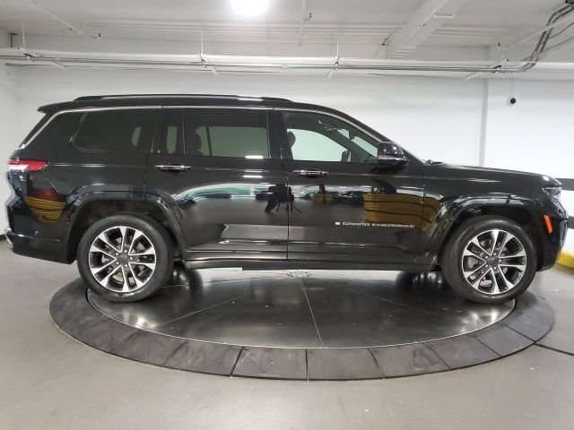 Used 2022 Jeep Grand Cherokee L Overland w/ Luxury Tech Group IV AWD/4WD image 12