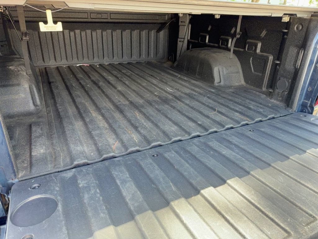 Used 2023 Chevrolet Silverado 1500 Custom w/ LPO, Dark Essentials Package RWD image 23