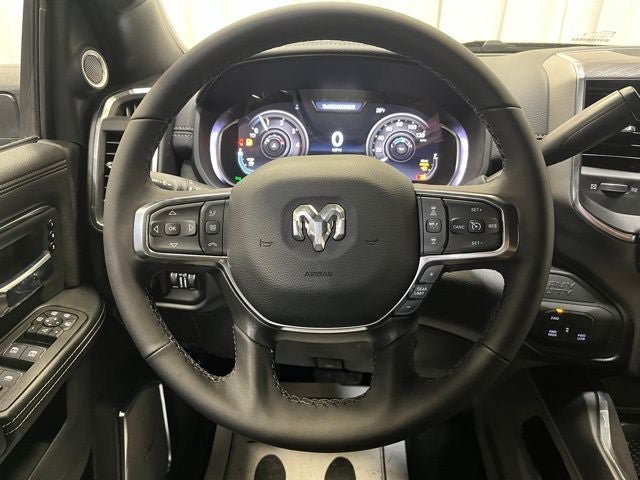 New 2026 RAM 2500 Laramie AWD/4WD image 20