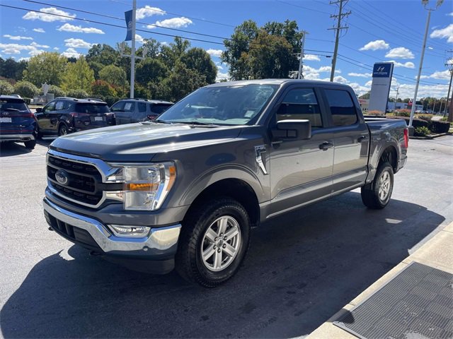 Used 2021 Ford F150 XLT image 3