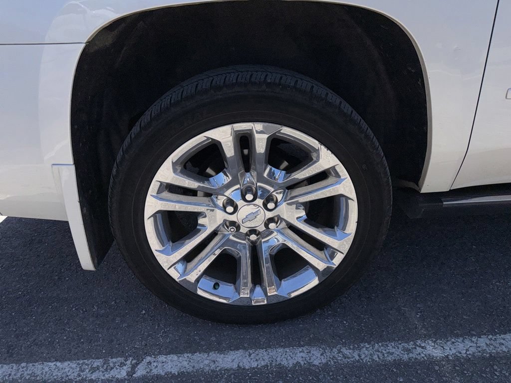 Used 2015 Chevrolet Suburban LTZ AWD/4WD image 14