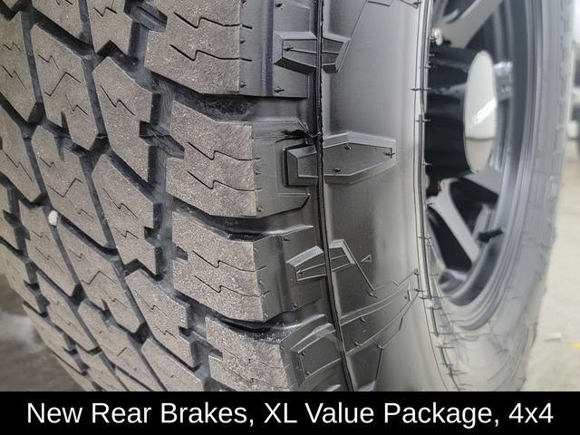 Used 2017 Ford F350 XL w/ Power Equipment Group AWD/4WD image 11