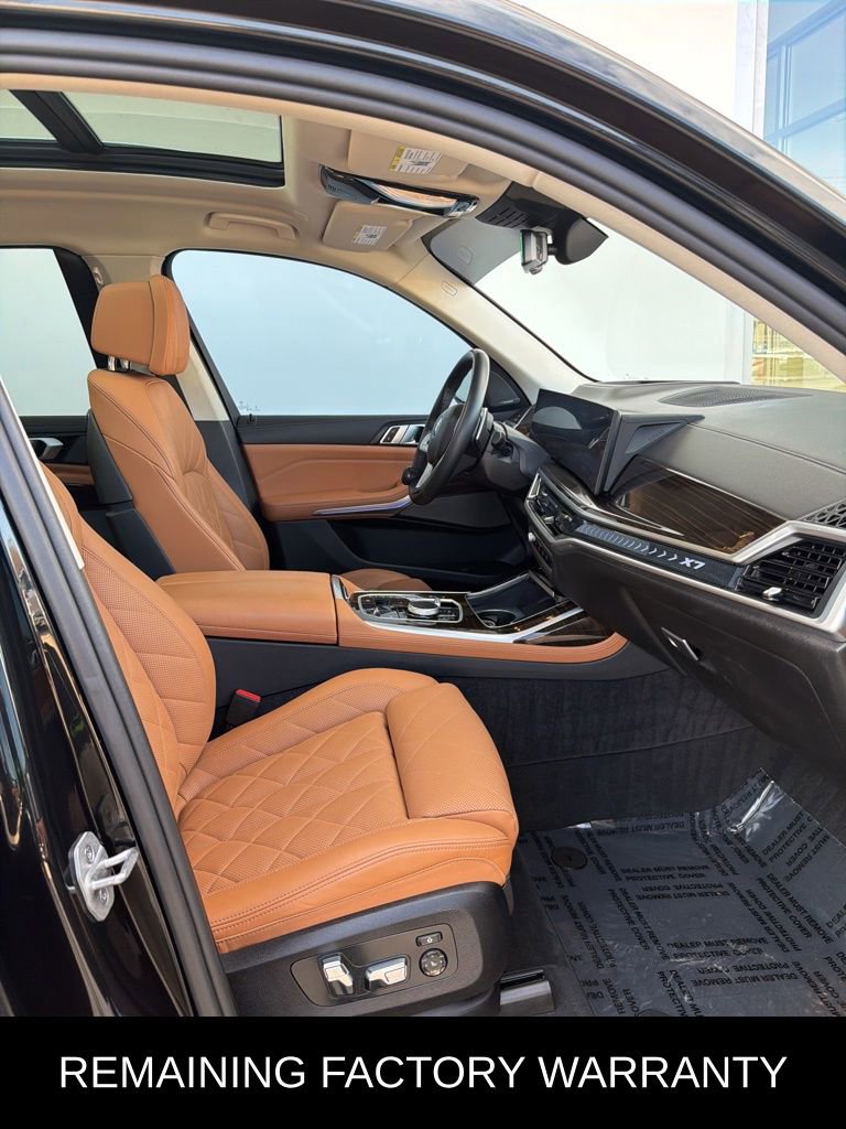 Used 2024 BMW X7 xDrive40i image 33