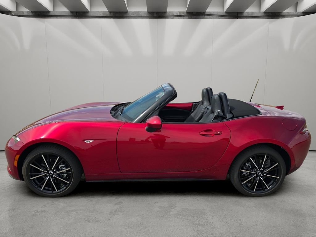 Used 2025 MAZDA MX-5 Miata Grand Touring w/ Weather Package image 4