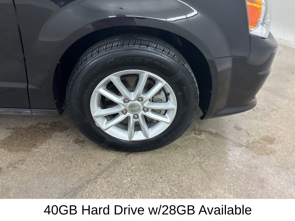 Used 2020 Dodge Grand Caravan SXT image 16