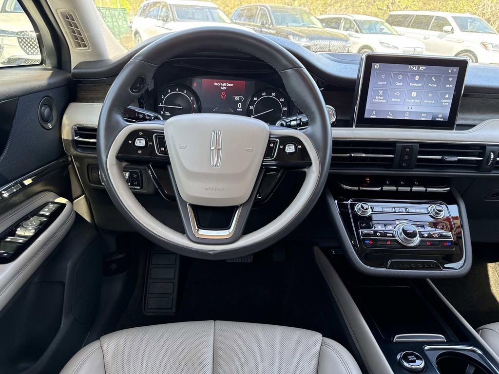 Certified 2020 Lincoln Corsair Reserve image 17