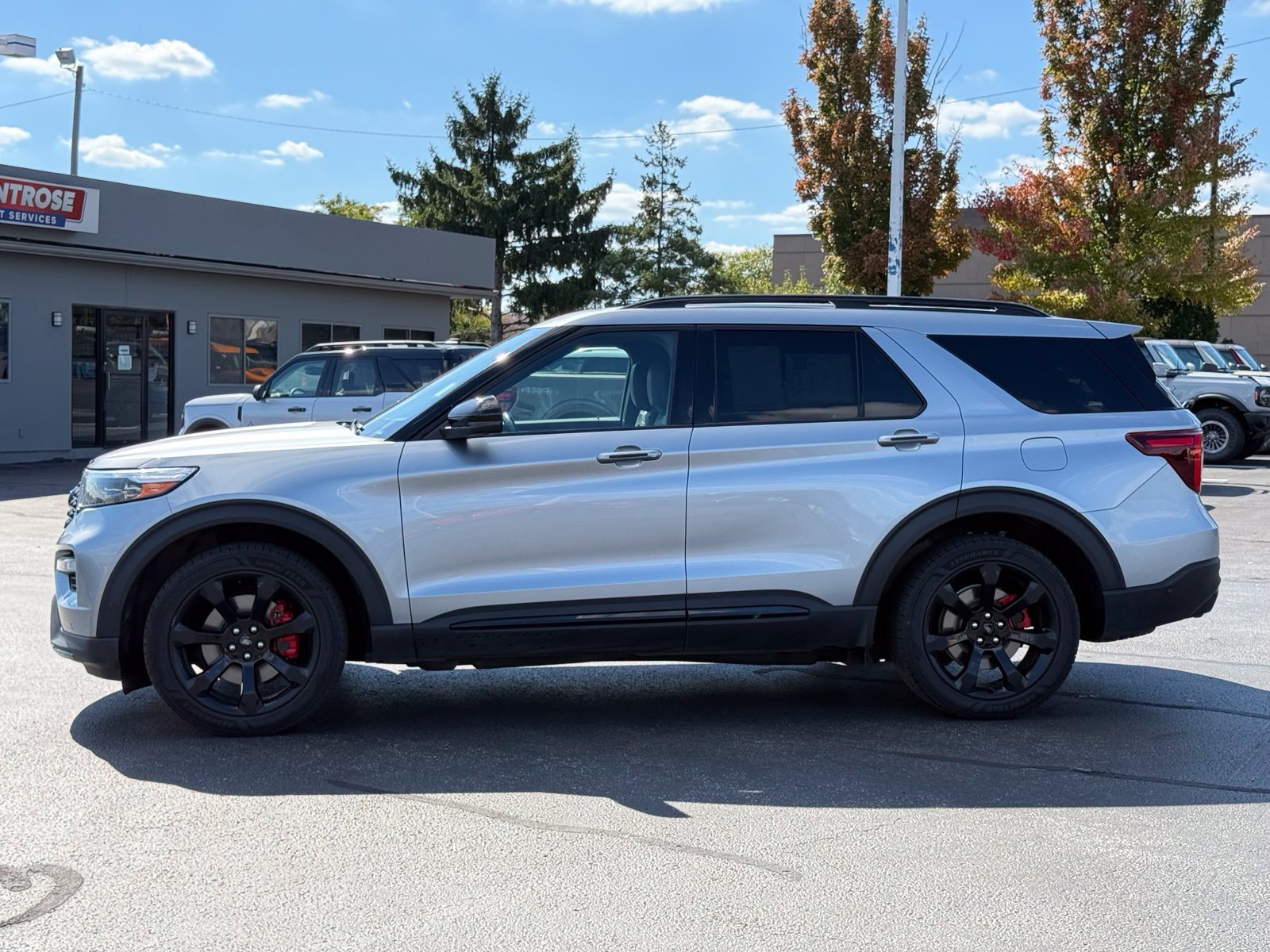 Used 2020 Ford Explorer ST w/ ST Street Pack AWD/4WD image 7