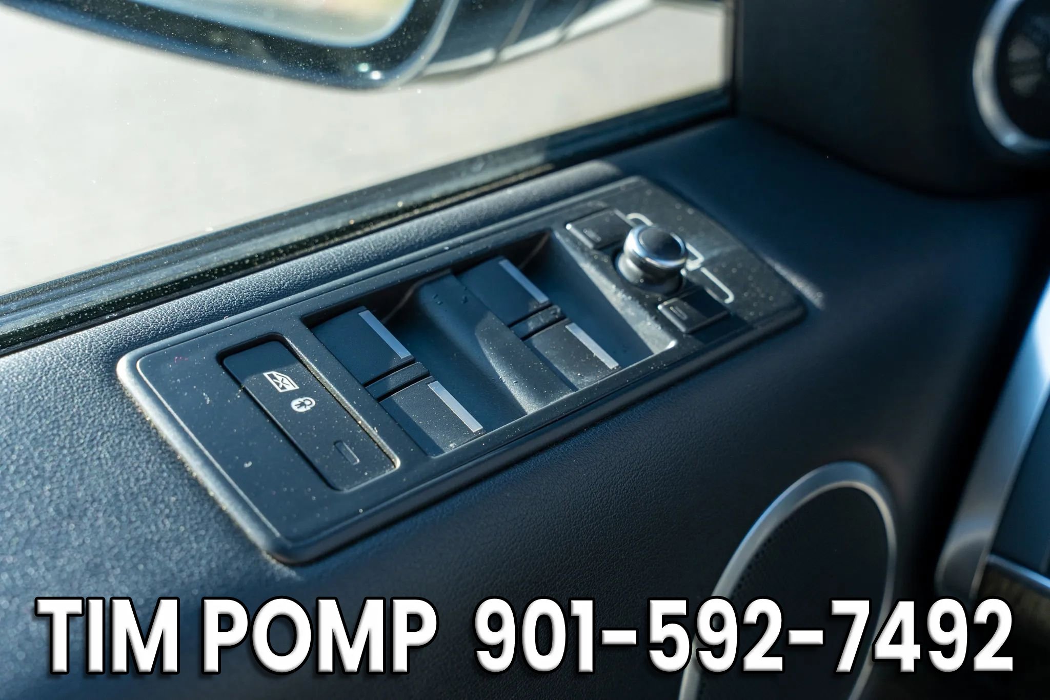 Used 2017 Land Rover Range Rover Sport SE image 27