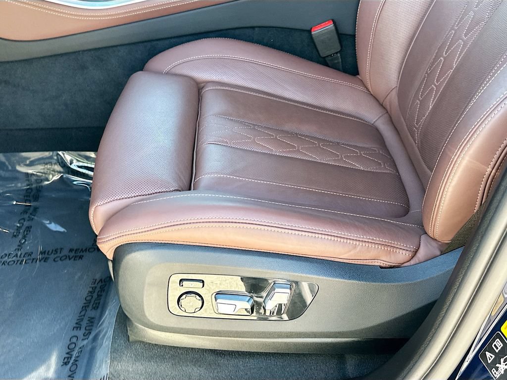 Used 2024 BMW X5 M60i AWD/4WD image 17