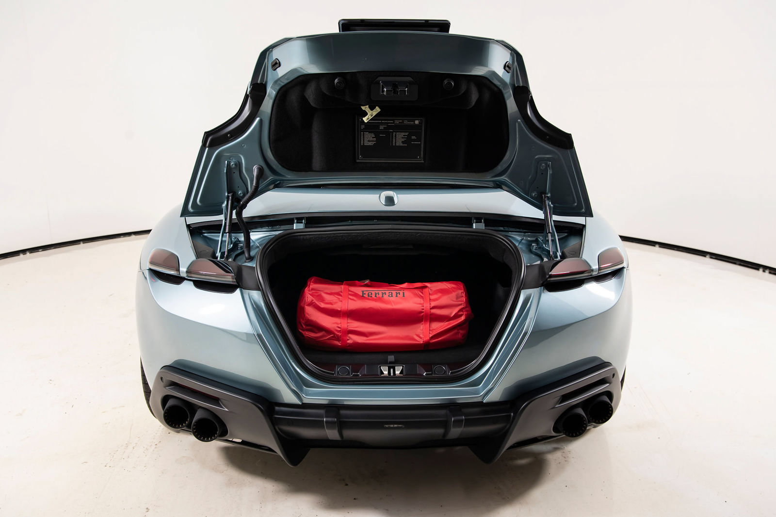 Certified 2025 Ferrari Roma Spider RWD image 38