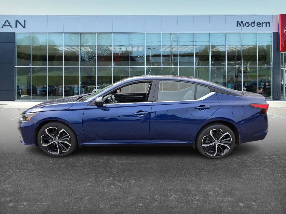 Certified 2024 Nissan Altima 2.5 SR image 8