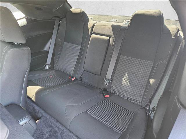 Used 2017 Dodge Challenger R/T RWD image 18