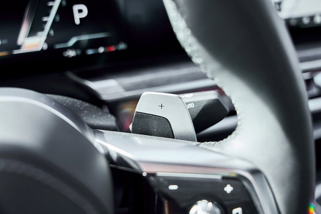 Used 2024 BMW 760i xDrive image 63