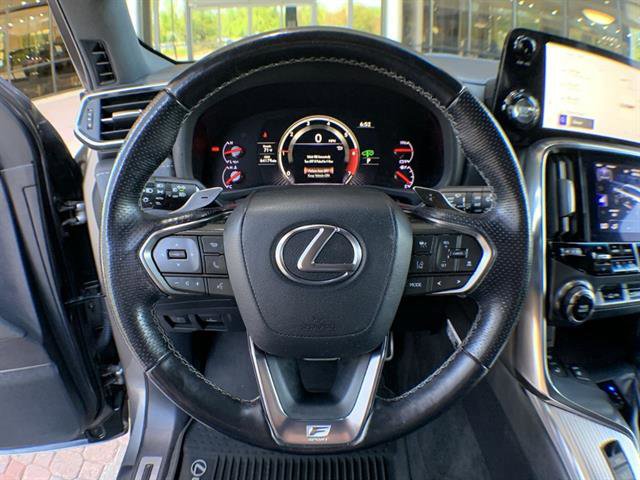 Used 2023 Lexus LX 600 F Sport w/ Accessory Package (Z1) AWD/4WD image 14