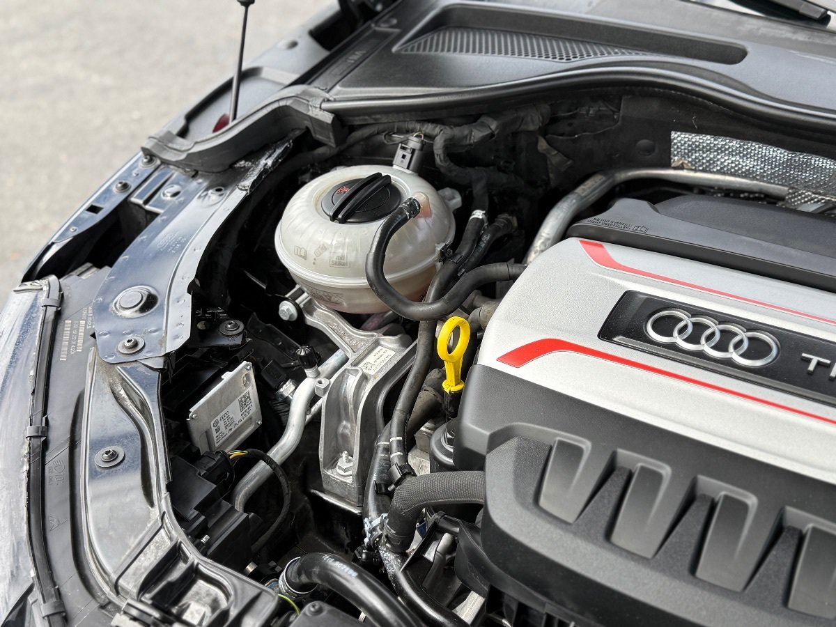 Used 2017 Audi TTS 2.0T Coupe AWD/4WD image 8