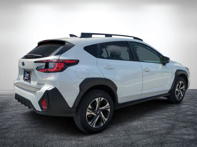 Used 2024 Subaru Crosstrek 2.0i Premium AWD/4WD image 3