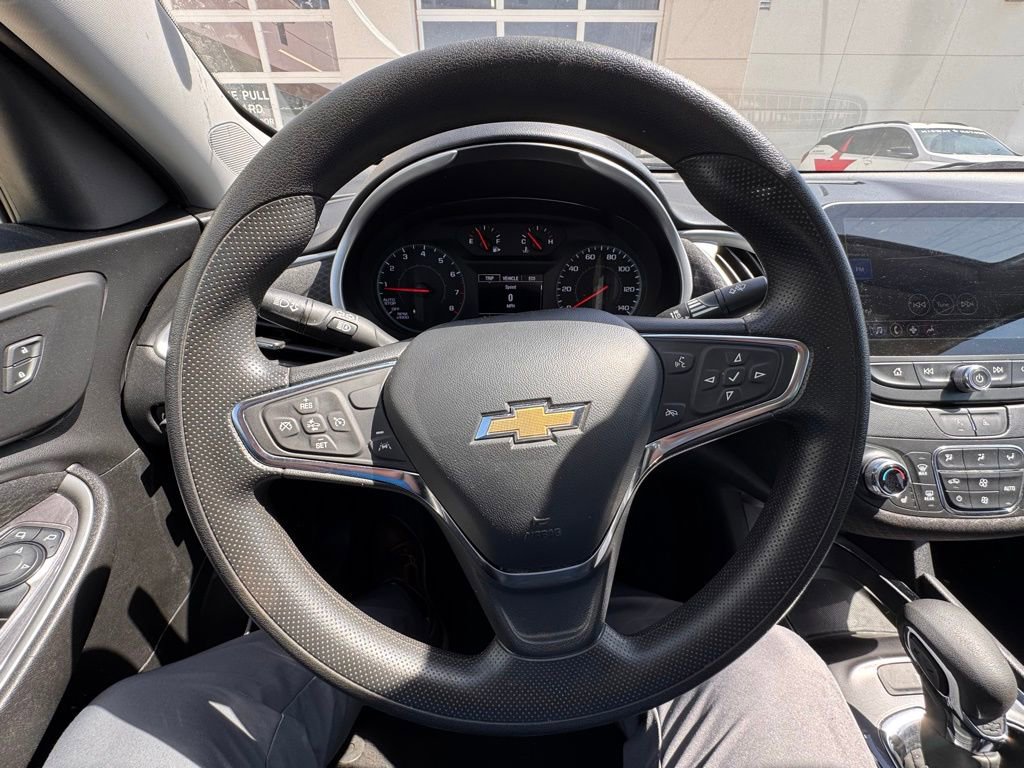 Used 2023 Chevrolet Malibu LT FWD image 12
