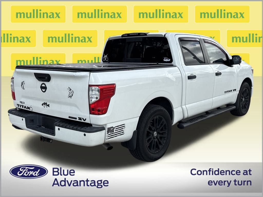 Used 2018 Nissan Titan SV w/ SV Convenience Package image 5