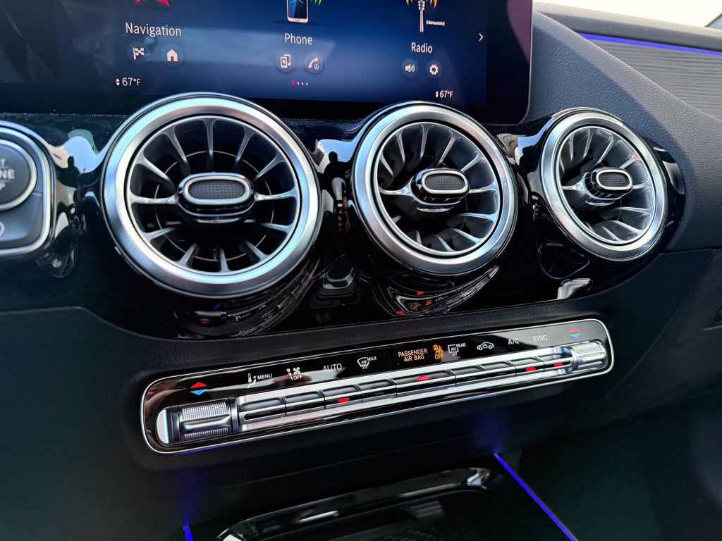 New 2026 Mercedes-Benz GLA 250 4MATIC image 24