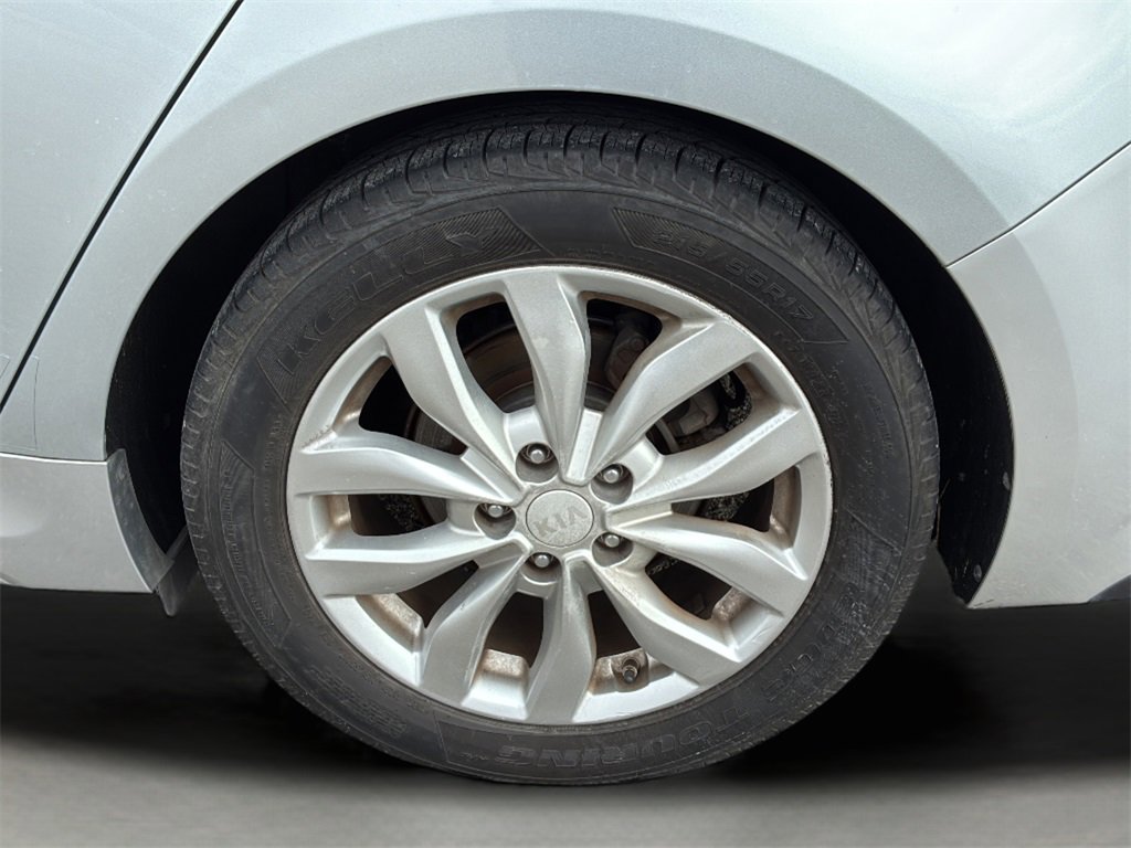 Used 2020 Kia Optima LX image 18