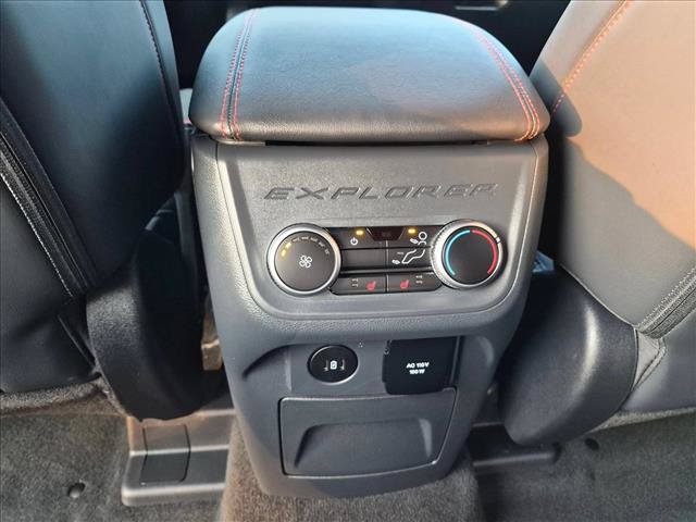 Used 2025 Ford Explorer ST AWD/4WD image 18