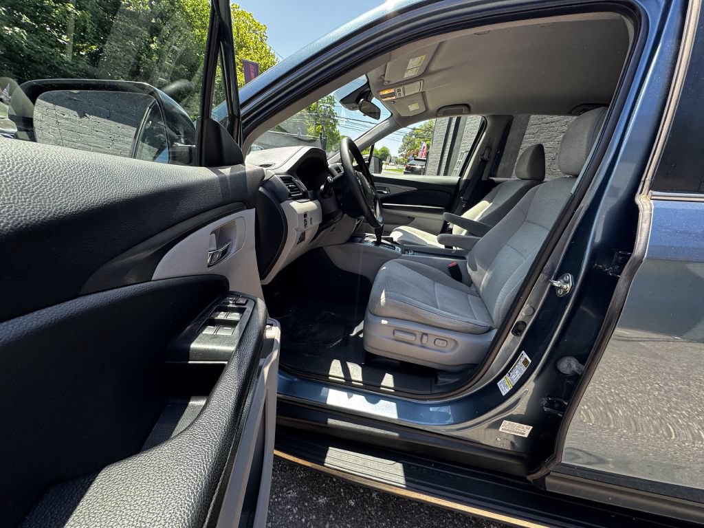 Used 2016 Honda Pilot EX image 11