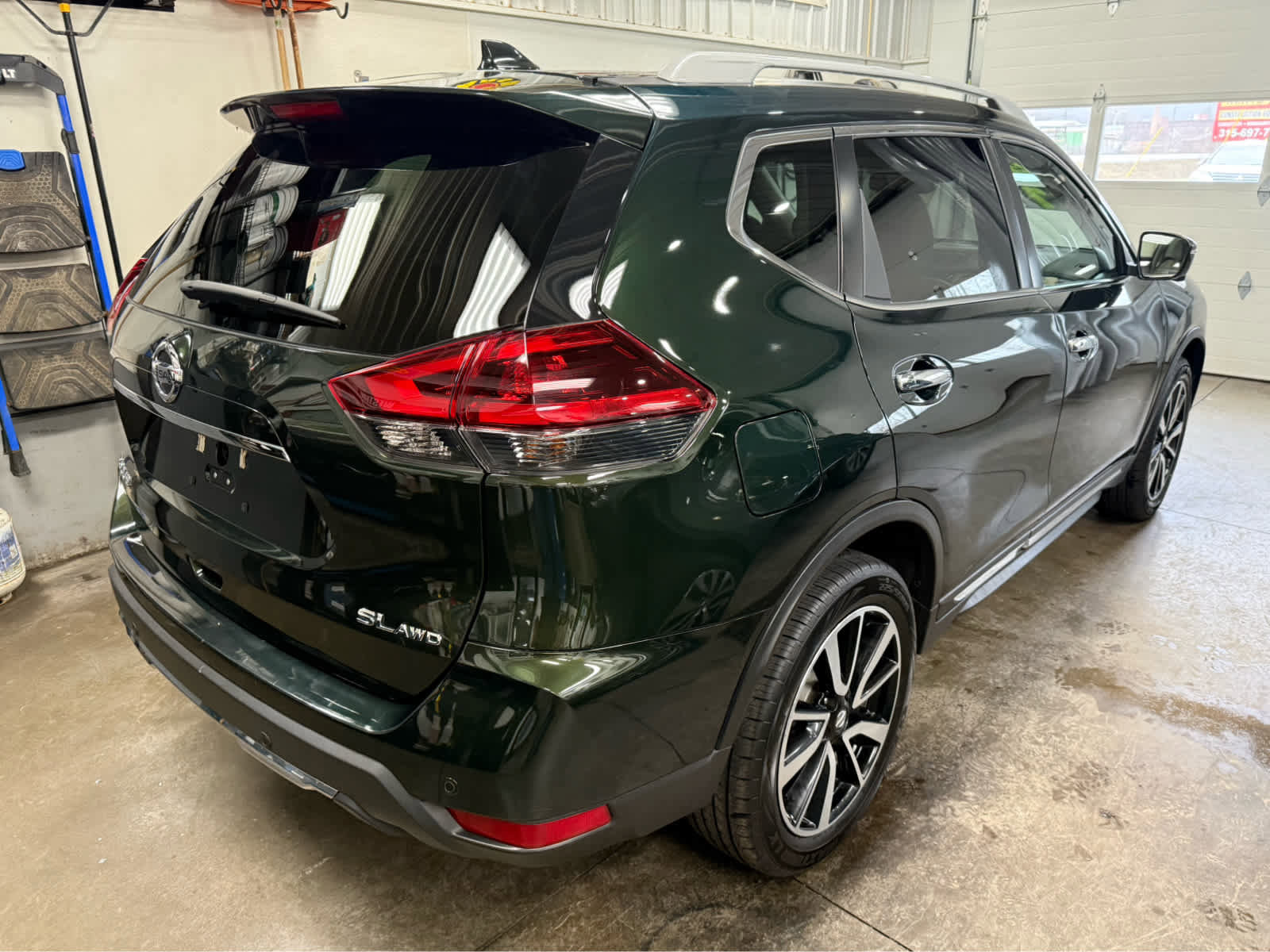 Used 2020 Nissan Rogue SL AWD/4WD image 5