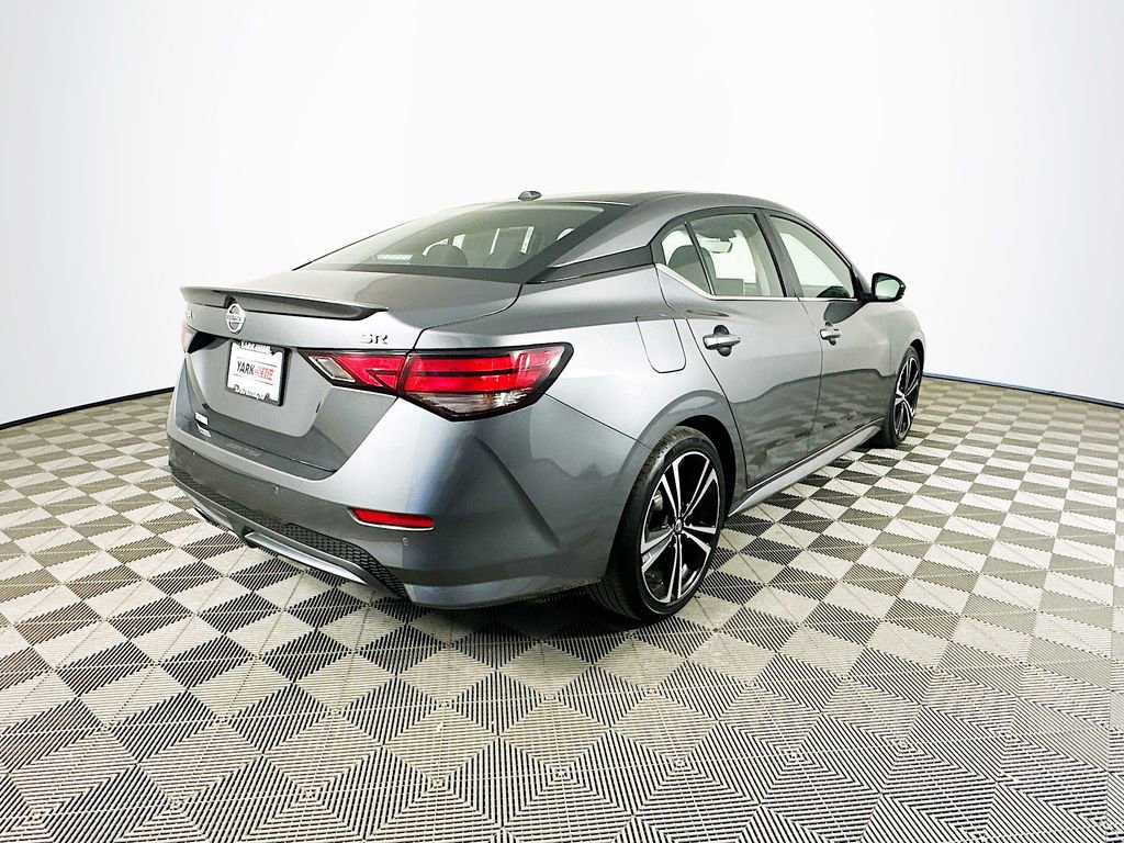 Certified 2022 Nissan Sentra SR w/ Electronics Package image 11