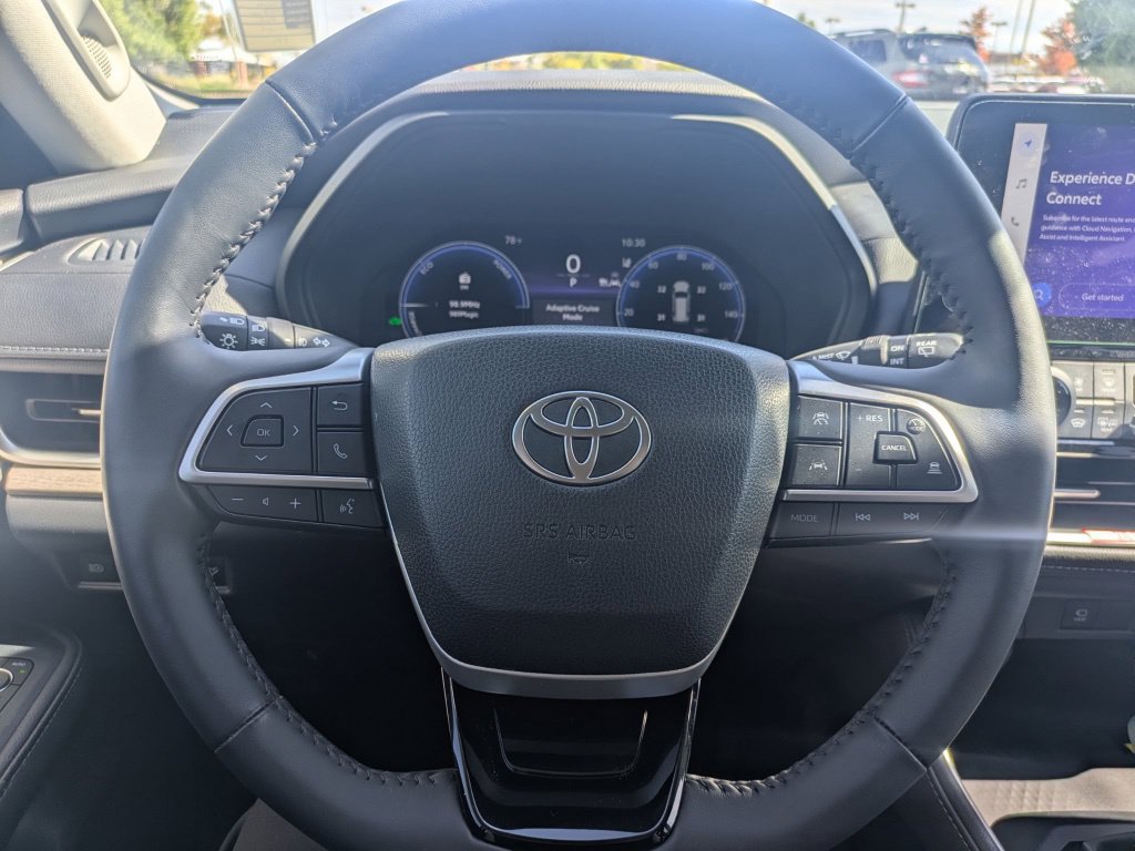 Used 2026 Toyota Grand Highlander AWD Hybrid image 23