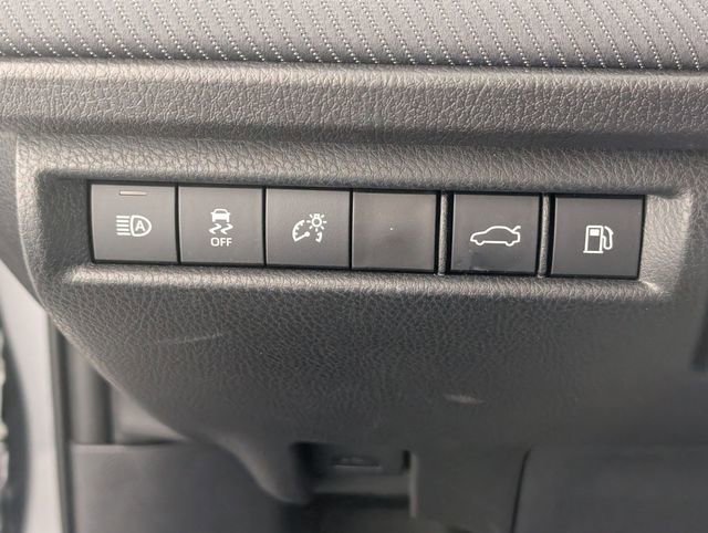 Used 2026 Toyota Camry SE w/ Convenience Package image 14