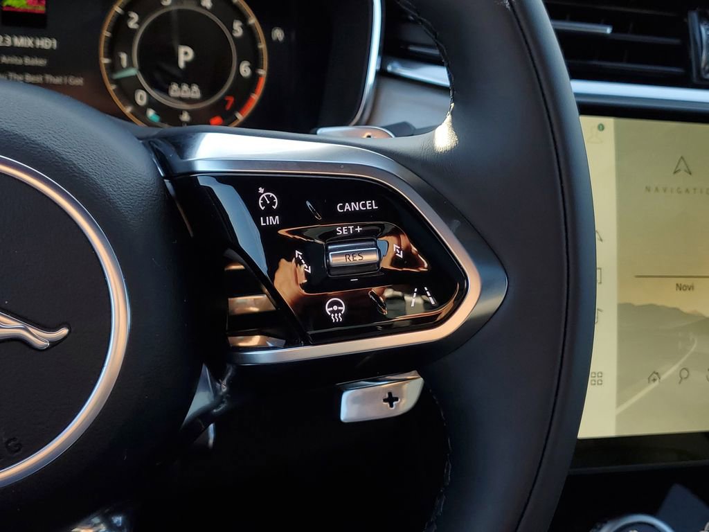 New 2026 Jaguar F-PACE R-Dynamic S image 19