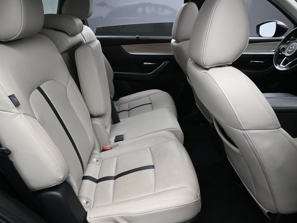 Used 2024 MAZDA CX-90 3.3 Turbo w/ Preferred Package image 32