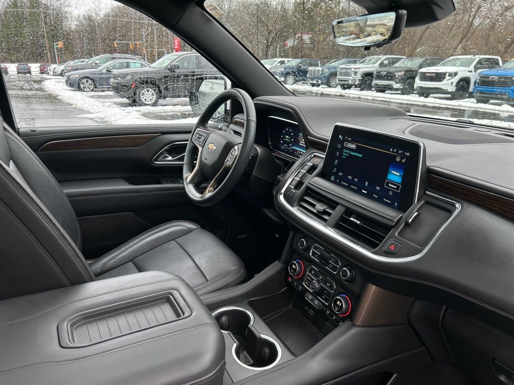 Used 2023 Chevrolet Tahoe High Country image 16