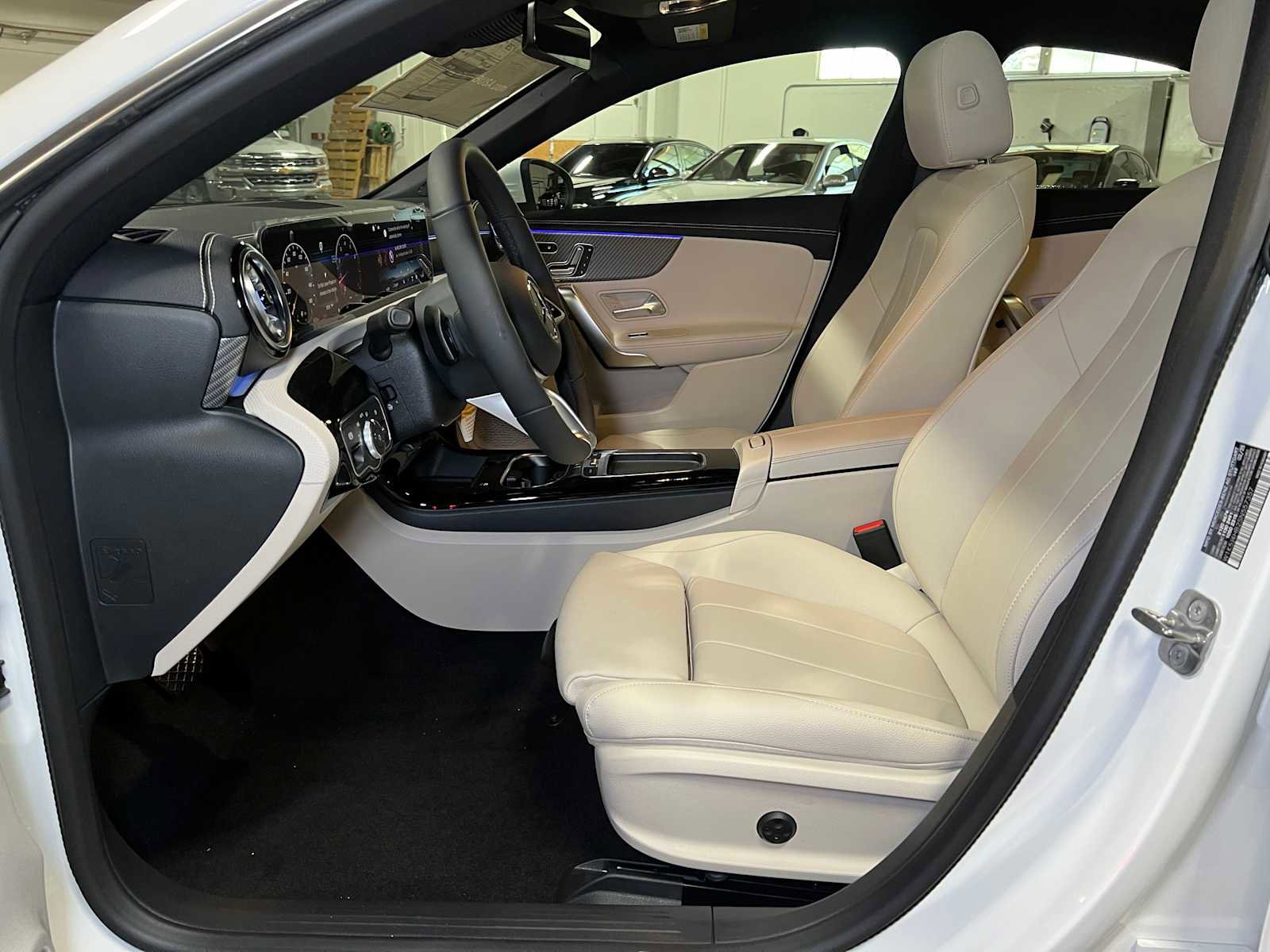 New 2025 Mercedes-Benz CLA 250 4MATIC image 18