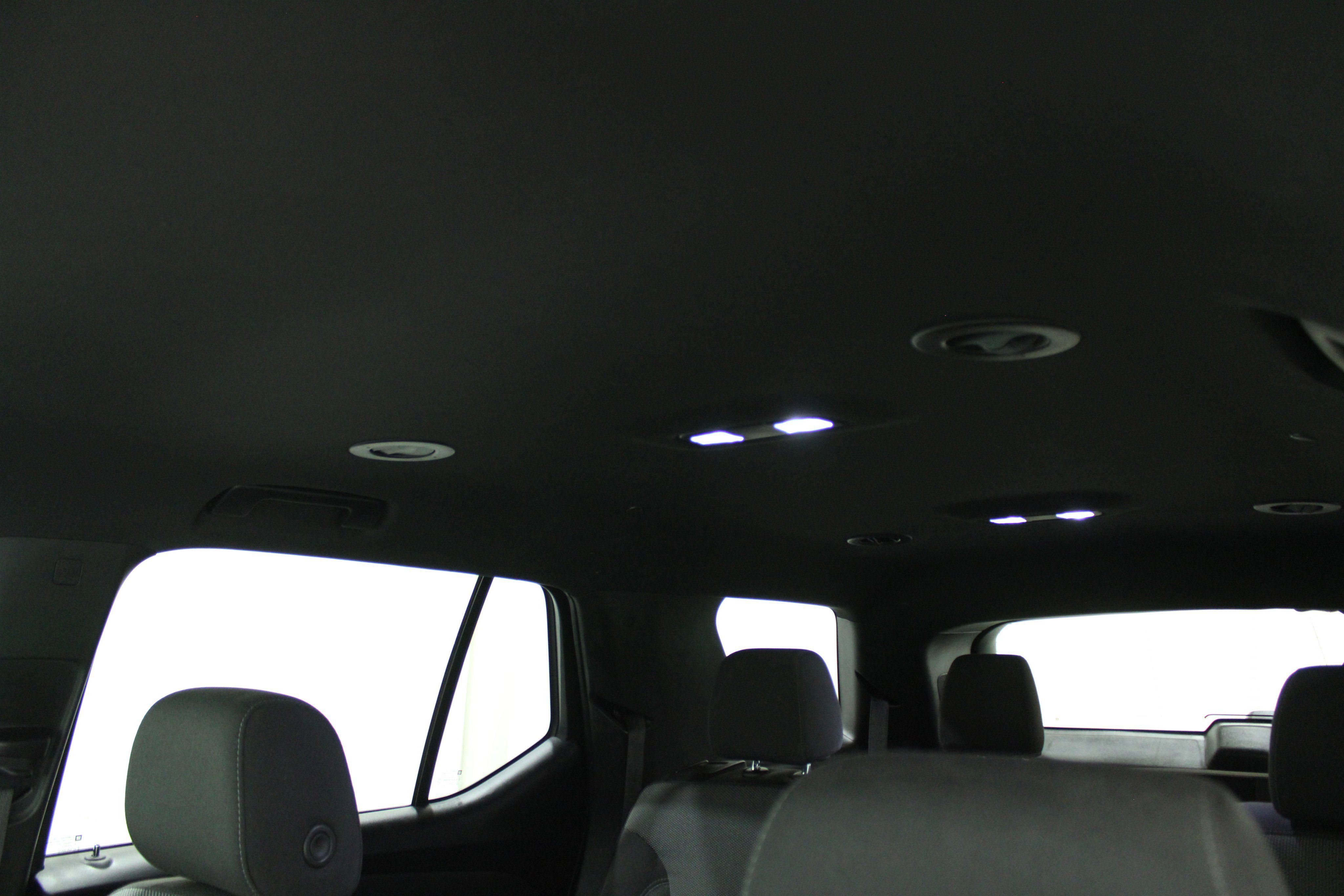 Used 2023 Chevrolet Traverse LT image 29