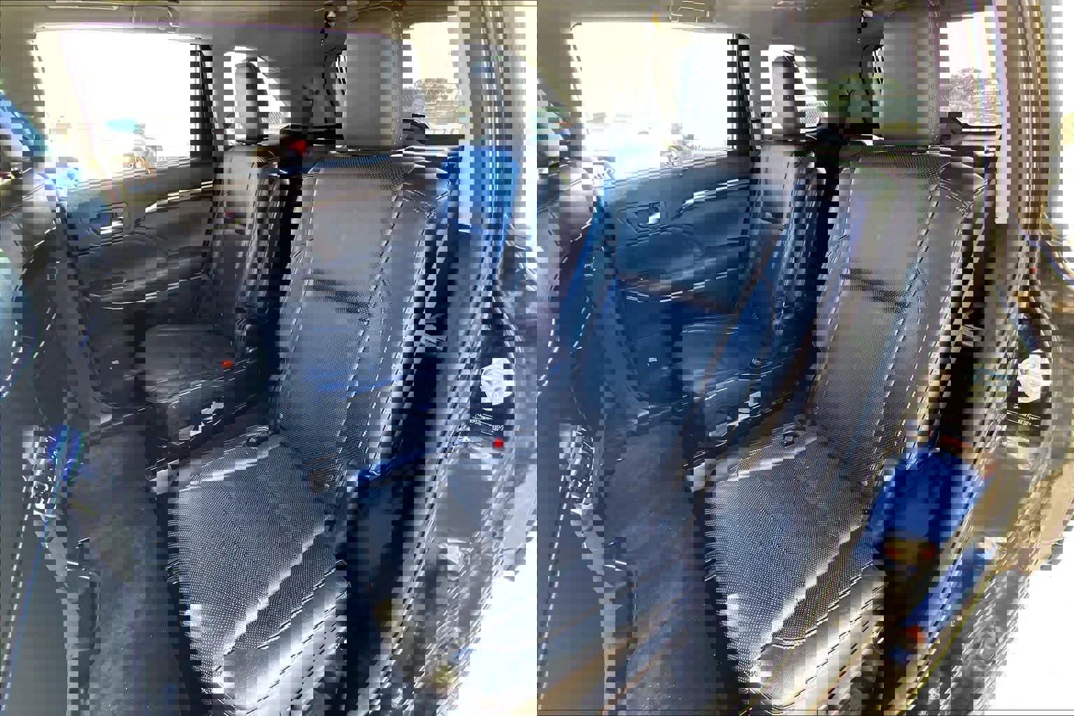 Used 2014 Toyota Highlander Limited Platinum image 19