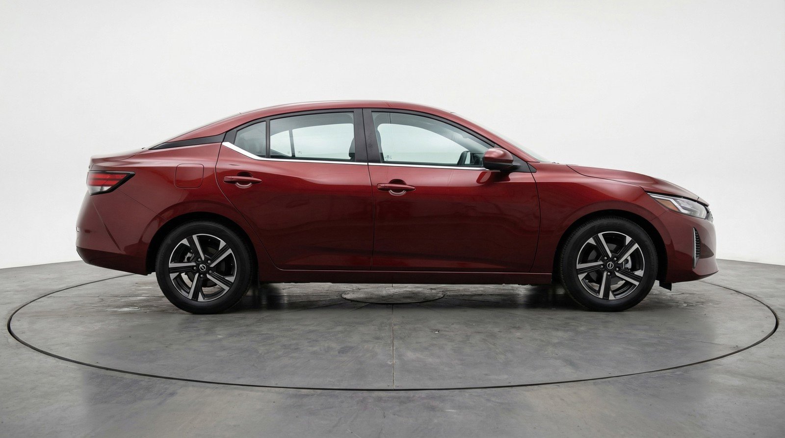 Used 2025 Nissan Sentra SV image 11