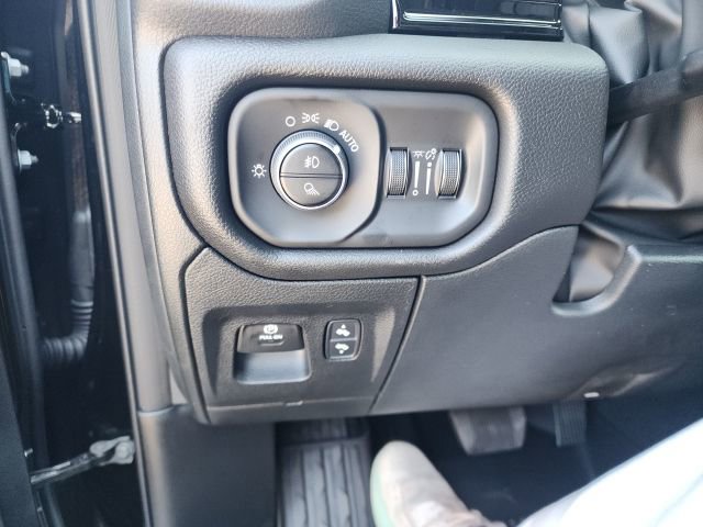 New 2026 RAM 1500 Laramie w/ Night Edition image 19