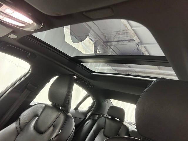 Certified 2023 Volvo S60 B5 Plus w/ Climate Package image 20