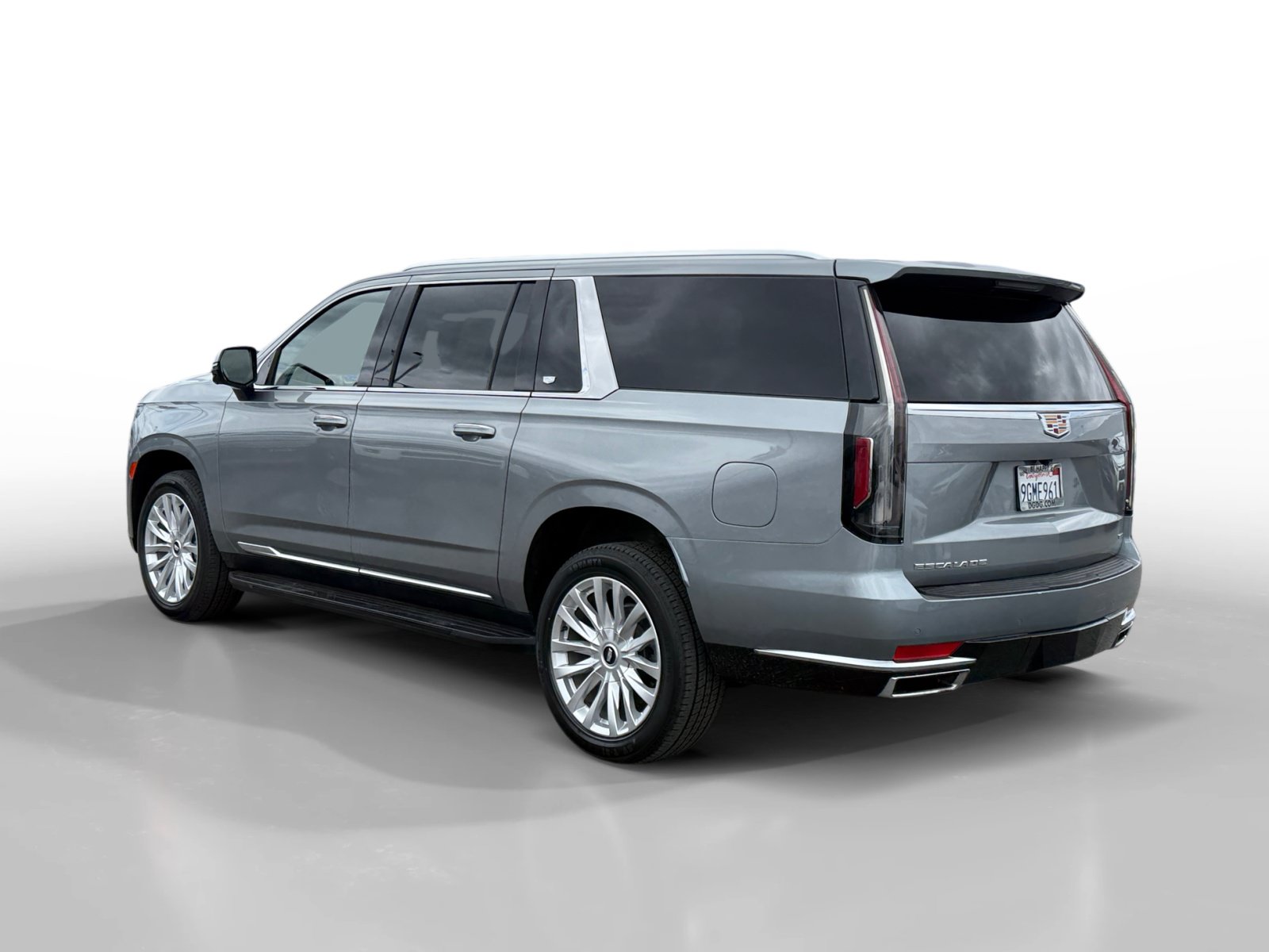 Used 2023 Cadillac Escalade ESV Luxury w/ LPO, Floor Liner Package RWD image 3