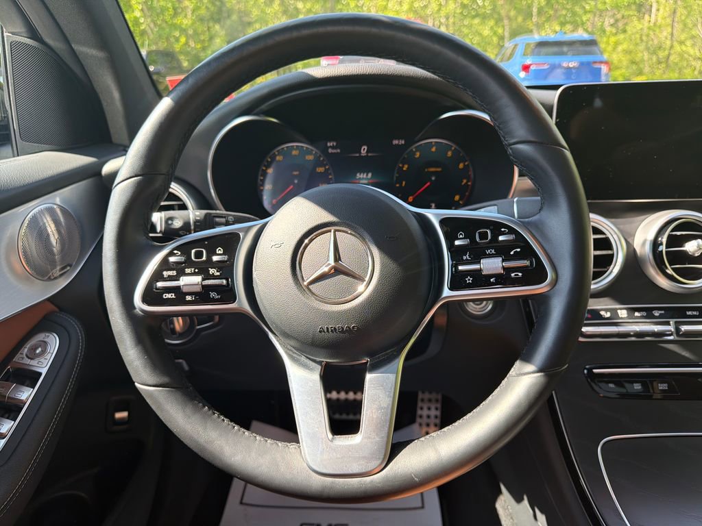 Used 2021 Mercedes-Benz GLC 300 4MATIC w/ AMG Line image 18