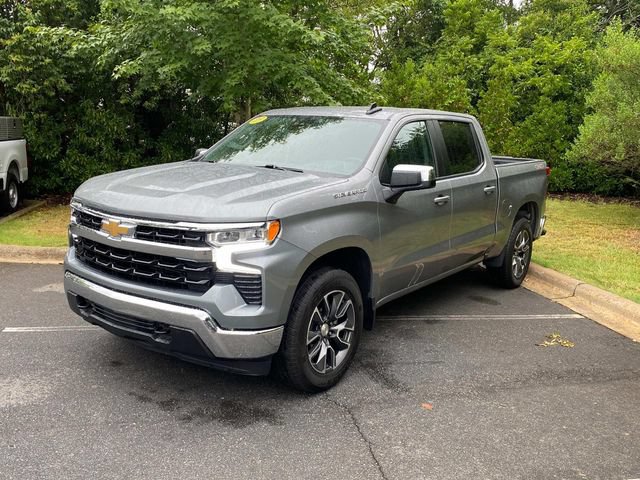 Used 2023 Chevrolet Silverado 1500 LT AWD/4WD image 3