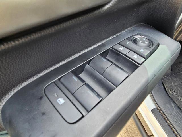 Certified 2025 Toyota Tacoma Trailhunter image 15