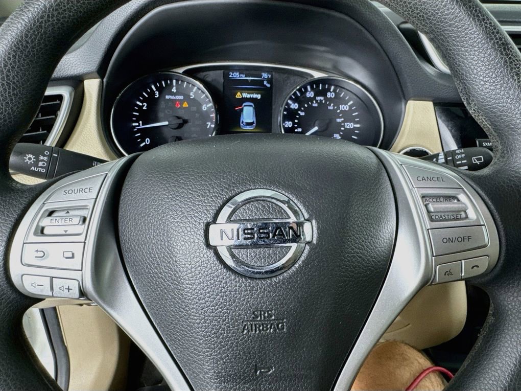 Used 2016 Nissan Rogue SV w/ SV Premium Package FWD image 16