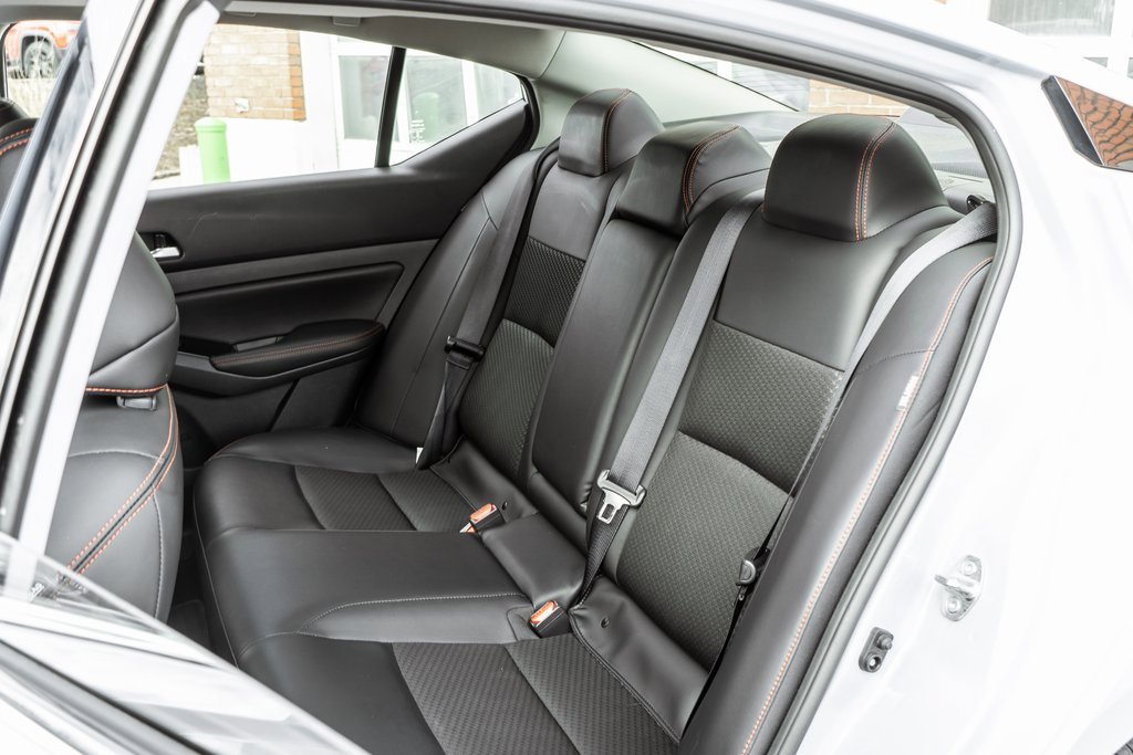 Used 2024 Nissan Altima 2.5 SR image 25