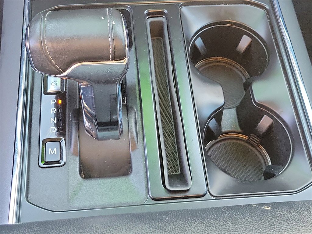 Used 2021 Ford F150 Lariat w/ Max Trailer Tow Package image 31